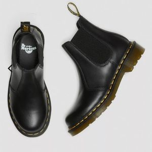 Dr. Martens WOMEN'S 2976 NAPPA LEATHER CHELSEA BOOTS